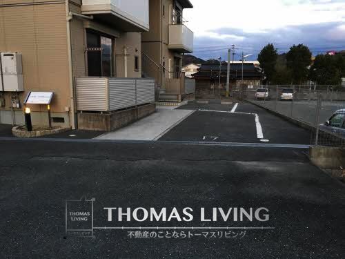 カーサ シェルテッツァ 野見山 駐車場