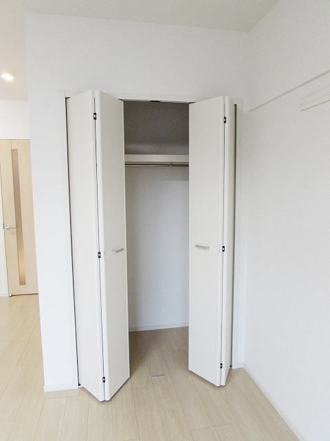 クラウンパレス 収納
