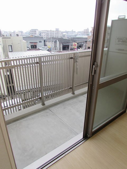 クラウンパレス ベランダ