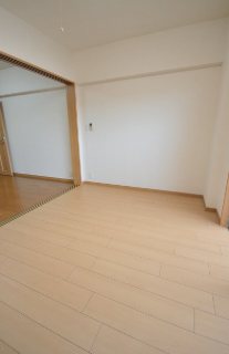 ネオ筥松 ベッドルーム