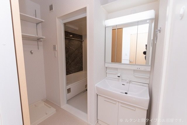 ヴィオラ　Ⅰ  洗面所