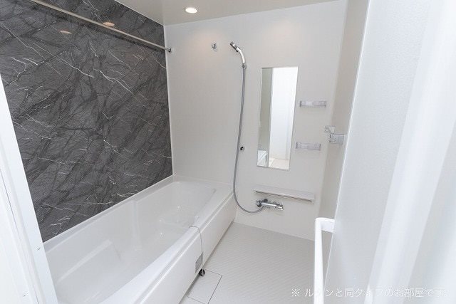 ヴィオラ　Ⅰ  風呂画像