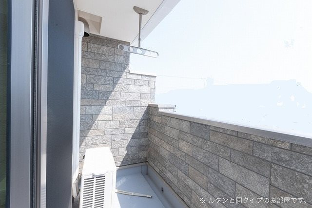 ヴィオラ　Ⅰ  ベランダ