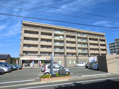 古賀市でお部屋を探される際は、トーマスリビング古賀店へお気軽にご相談ください。