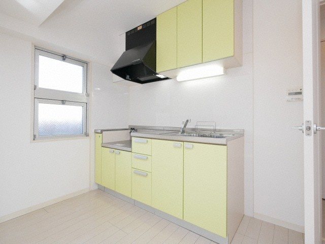 グランドハイツ高木 キッチン