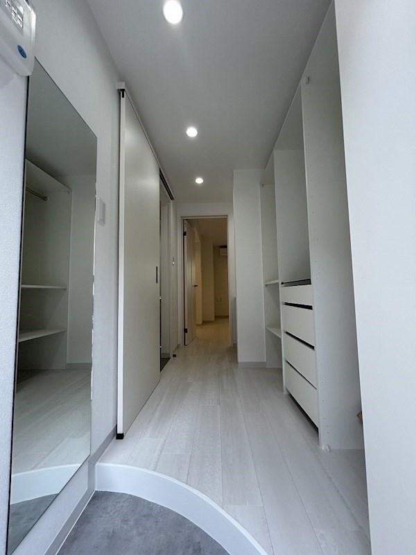 eclat closette二日市（エクラ　クローゼット） 玄関