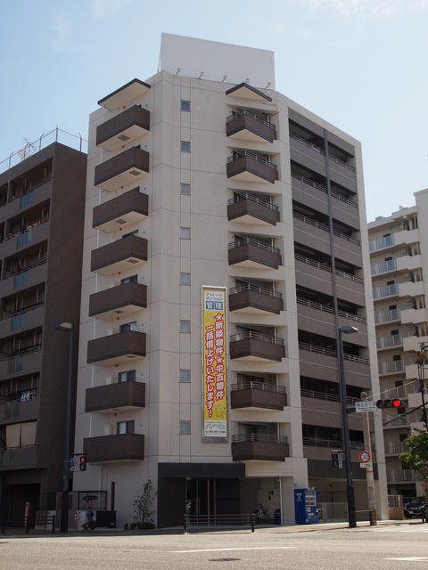 アクシオン吉塚プレミアム 外観