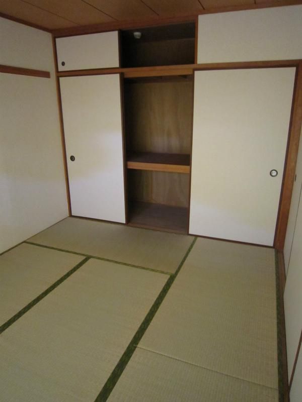 ベッドルーム