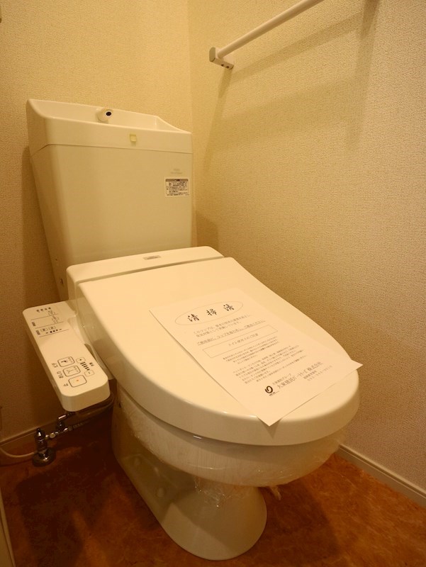 CROWN　VILLA　Ⅲ   トイレ