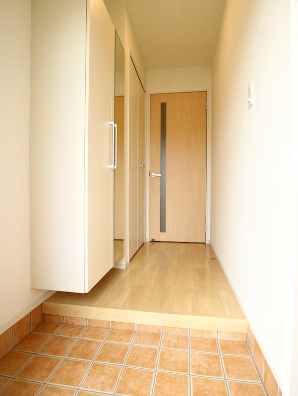 CROWN　VILLA　Ⅲ   玄関