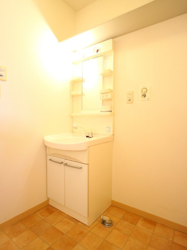 ファミーユ樹B棟  洗面所