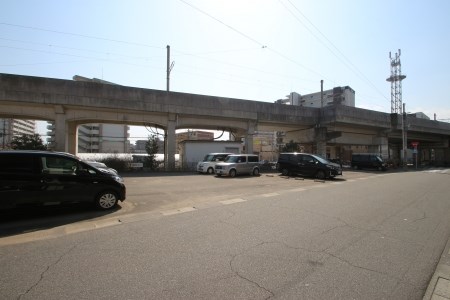 CasaJR箱崎　A棟  駐車場