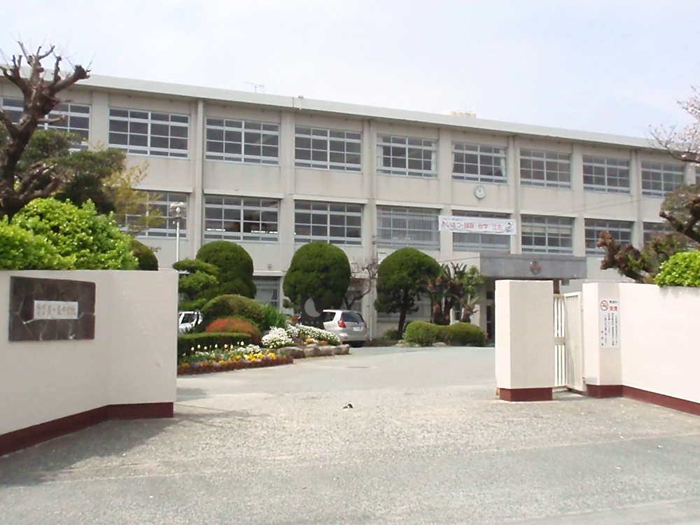 ＭＪＲザ千早 中学校