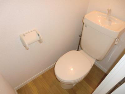 レオパレス空港南 トイレ