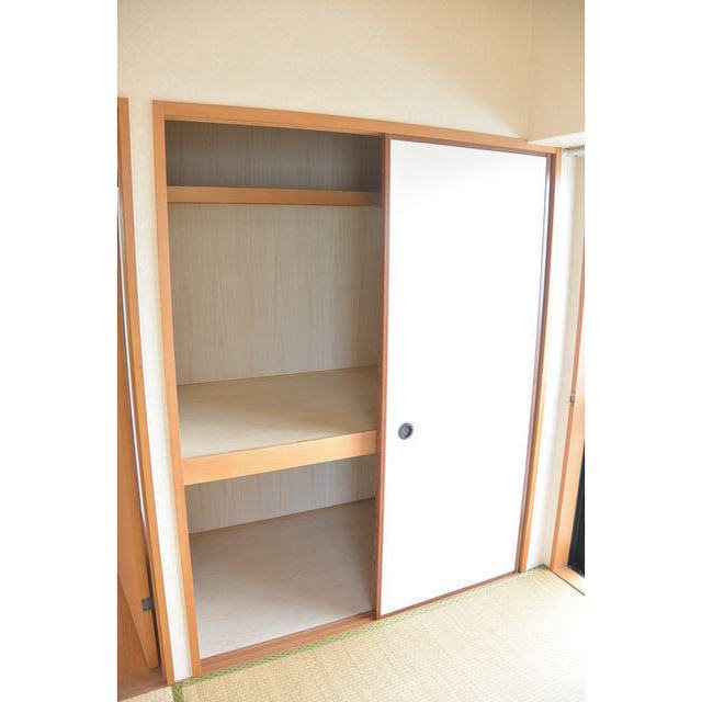 サンシティ南ヶ丘21 収納