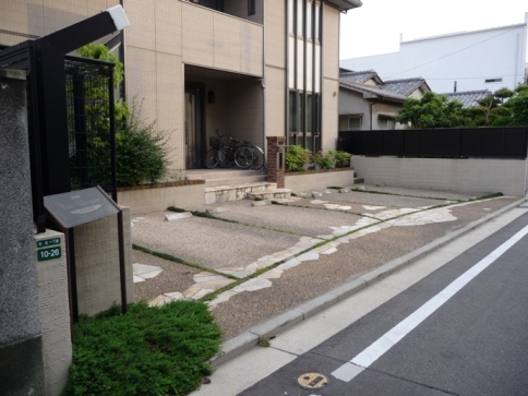 ディアス白金 駐車場