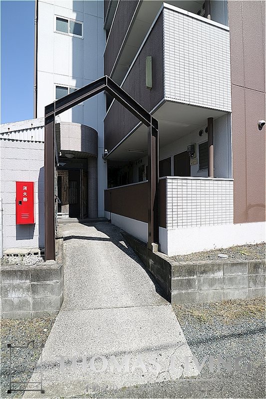 エステート有井 エントランス
