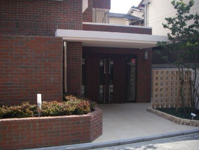 ピエールボレ室見 エントランス