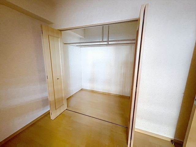サンリヤンガーデン春日Ⅰ ベッドルーム