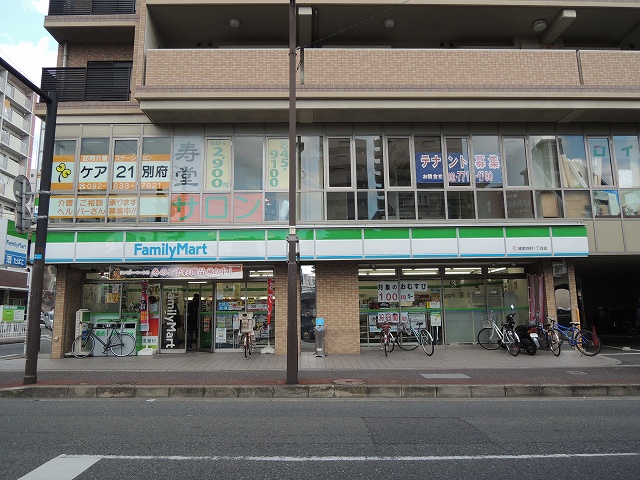 ローズモントフレア六本松 コンビニ