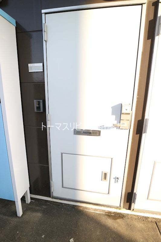 レオパレス川内 玄関