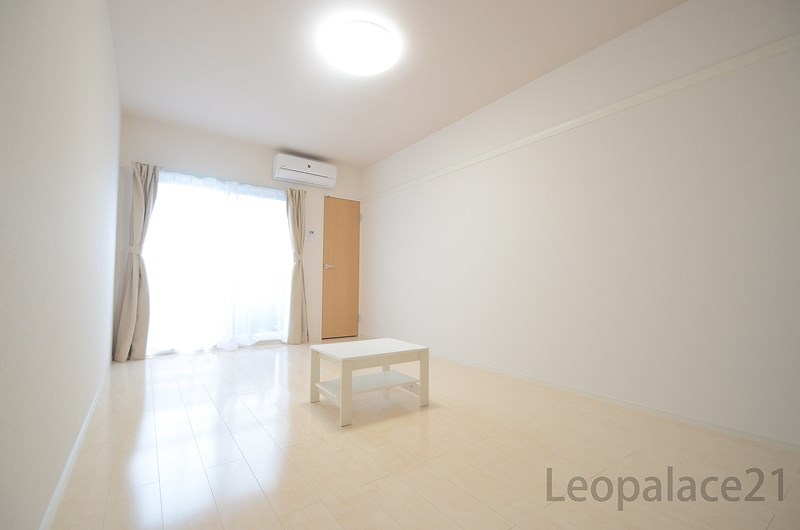 クレイノプレゾン リビング