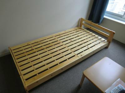 レオパレス空港南 ベッドルーム