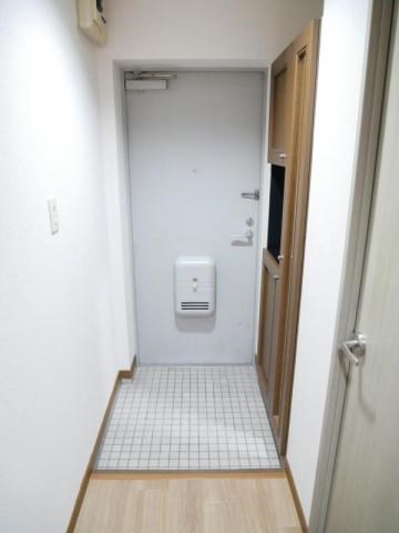 ツインズ 玄関