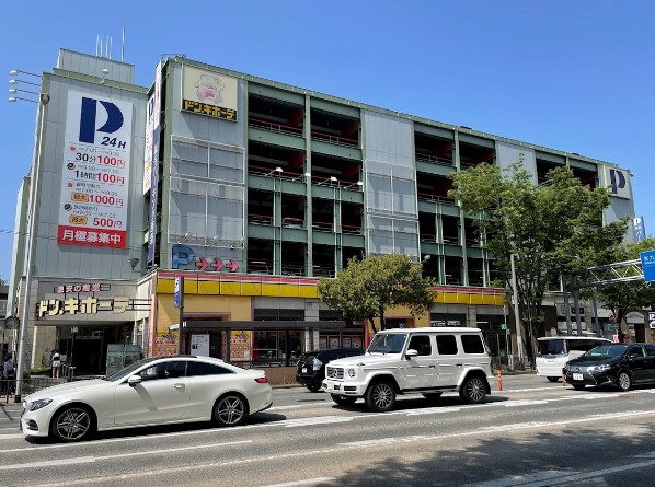 出島コーポⅢ ショッピング施設