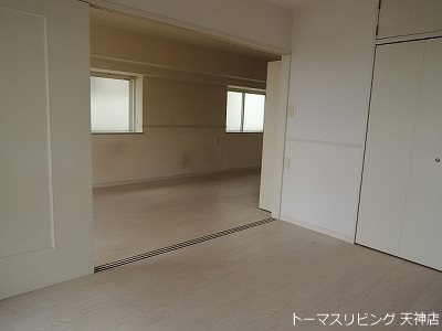 リバティ天神南 その他