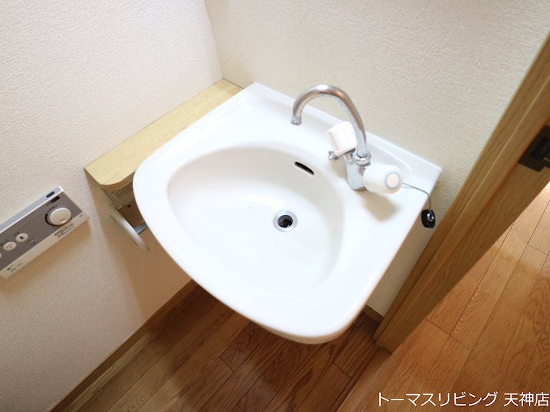 エステート・モア・浄水通り 洗面所