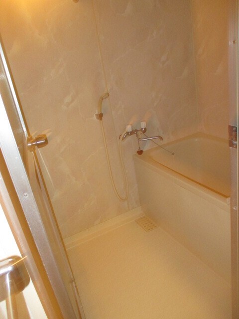 アークヴィラ大濠西 風呂画像