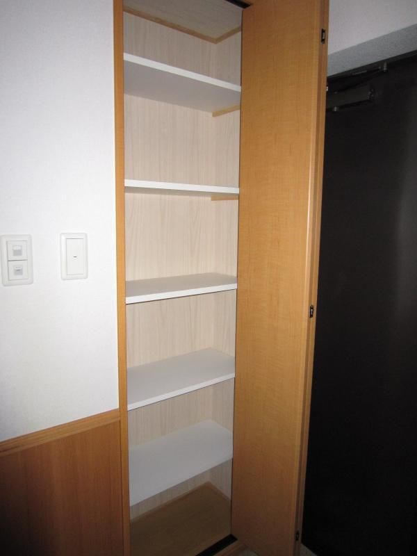 マ・テール城南 収納