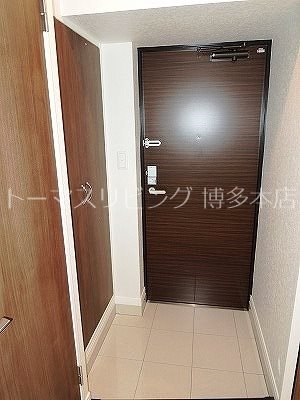 エンクレスト博多STYLE  玄関