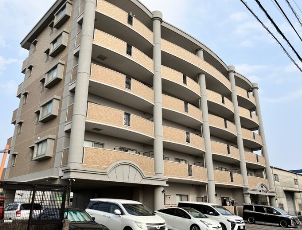 アム　フルッス 外観