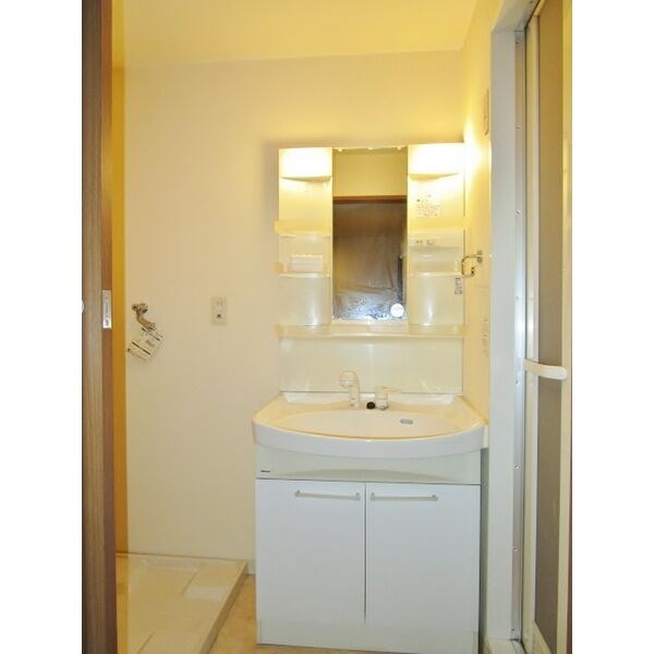 ティファーナ高宮 洗面所