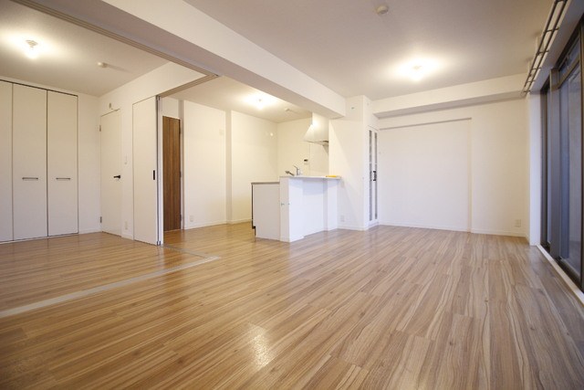 ソルレヴェンテセンダイ リビング