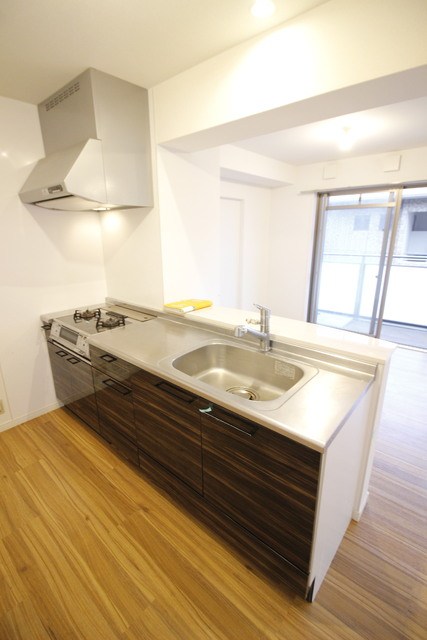 ソルレヴェンテセンダイ キッチン