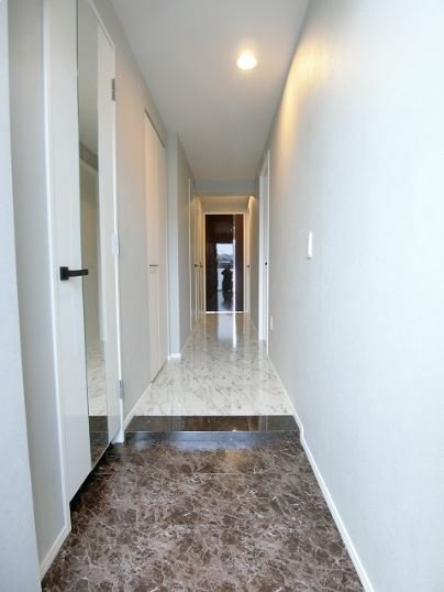 福岡県福津市花見が丘１丁目 玄関