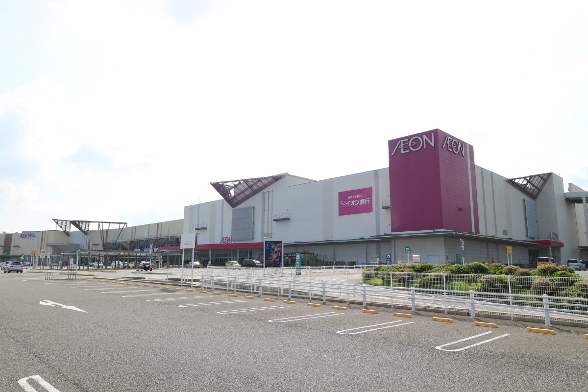 福岡県福津市花見が丘１丁目 スーパー