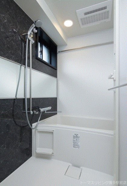 ヴィラージュ県庁前参番館 風呂画像