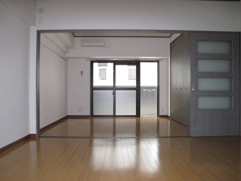 ロイヤル神屋 ベランダ