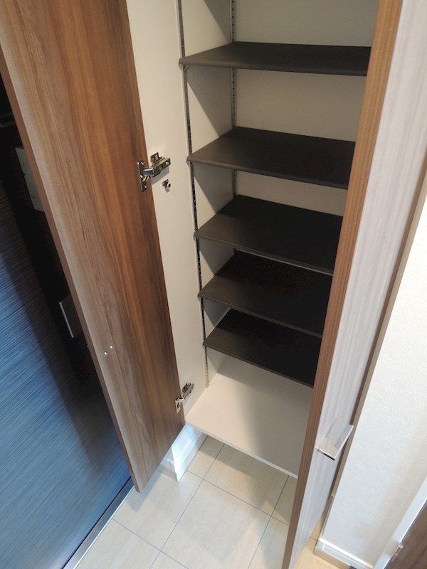 エンクレスト舞鶴Ⅱ 玄関