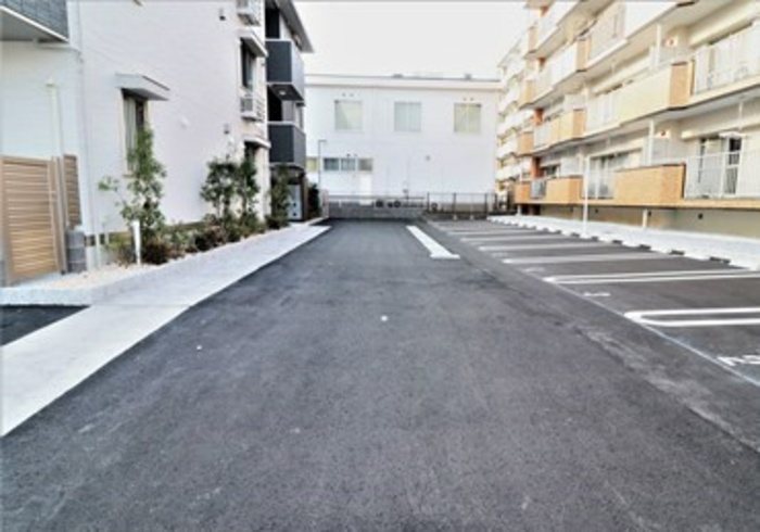 CASA LAULEA 駐車場