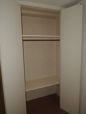 サヴォイレジェント 収納
