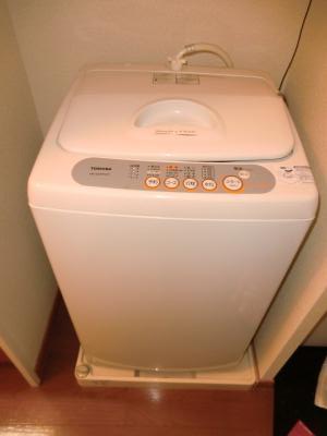 レオパレス空港南Ⅱ 洗面所