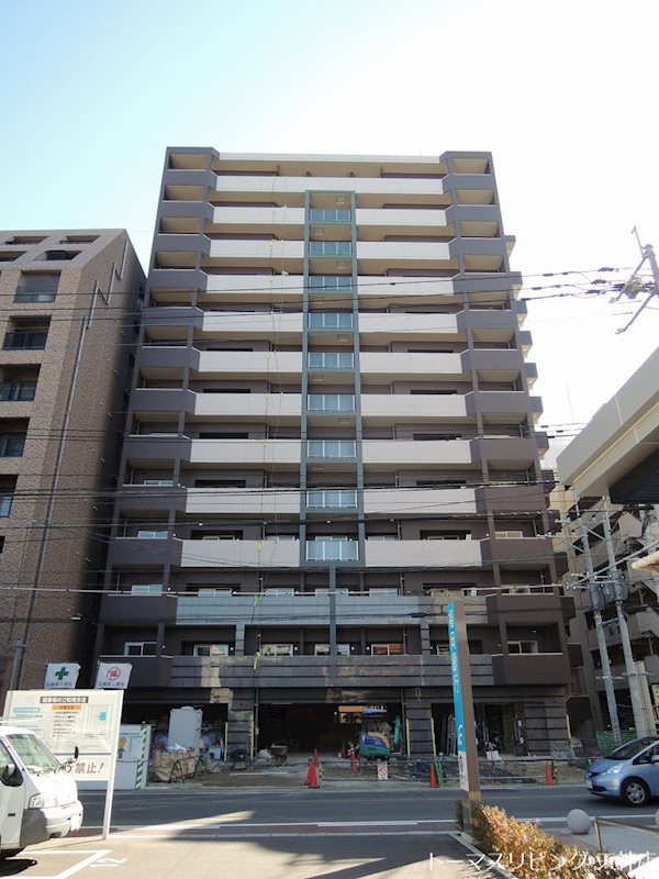 ウインステージ平尾 外観