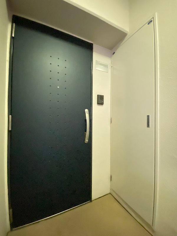 リバティ神屋 玄関