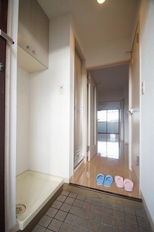 グランフォート平和 玄関