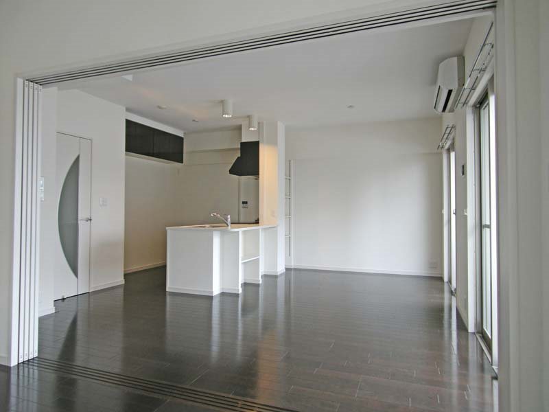 ニューガイア空港通り リビング